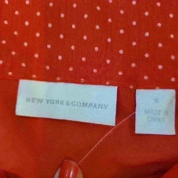 🌻NEW YORK & COMPANY OFF THE SHOULDER RED POLKA DOT - Picture 5 of 7